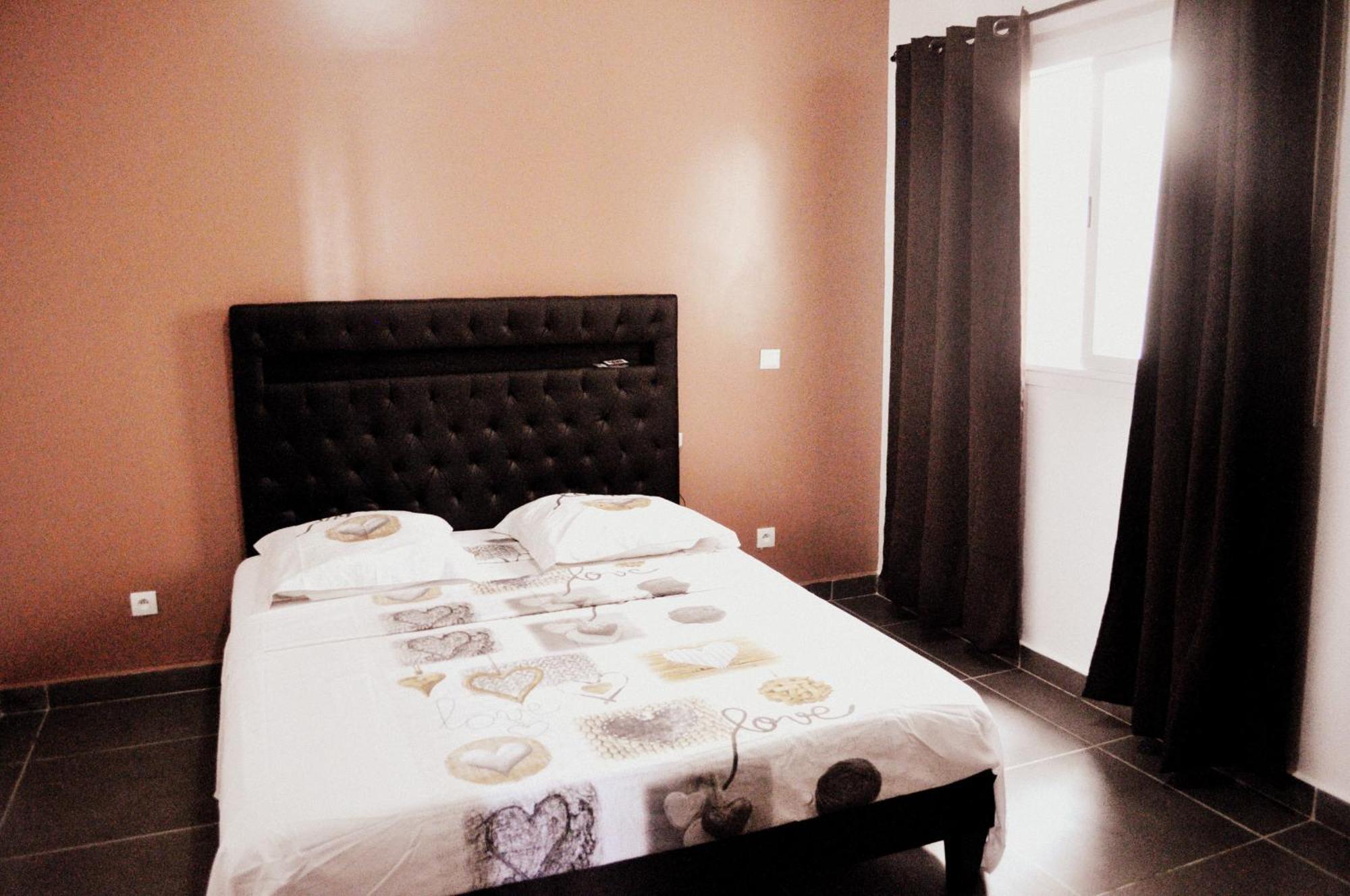 Le First Concept Apartment Dakar Luaran gambar