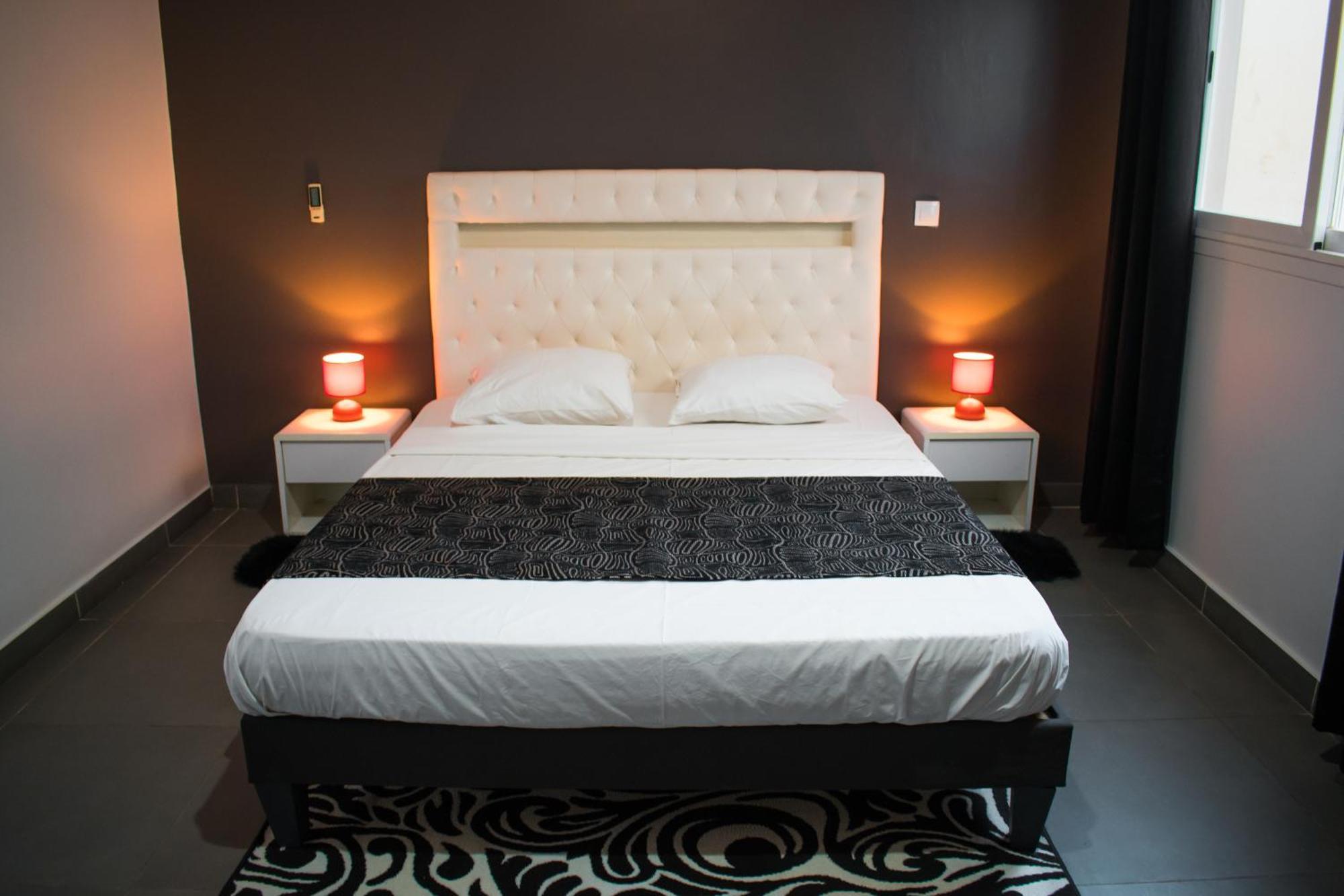 Le First Concept Apartment Dakar Luaran gambar
