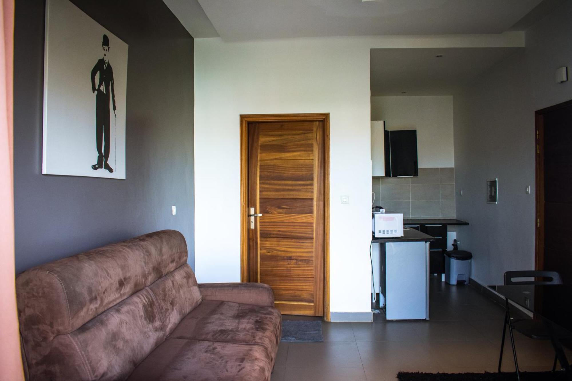 Le First Concept Apartment Dakar Luaran gambar