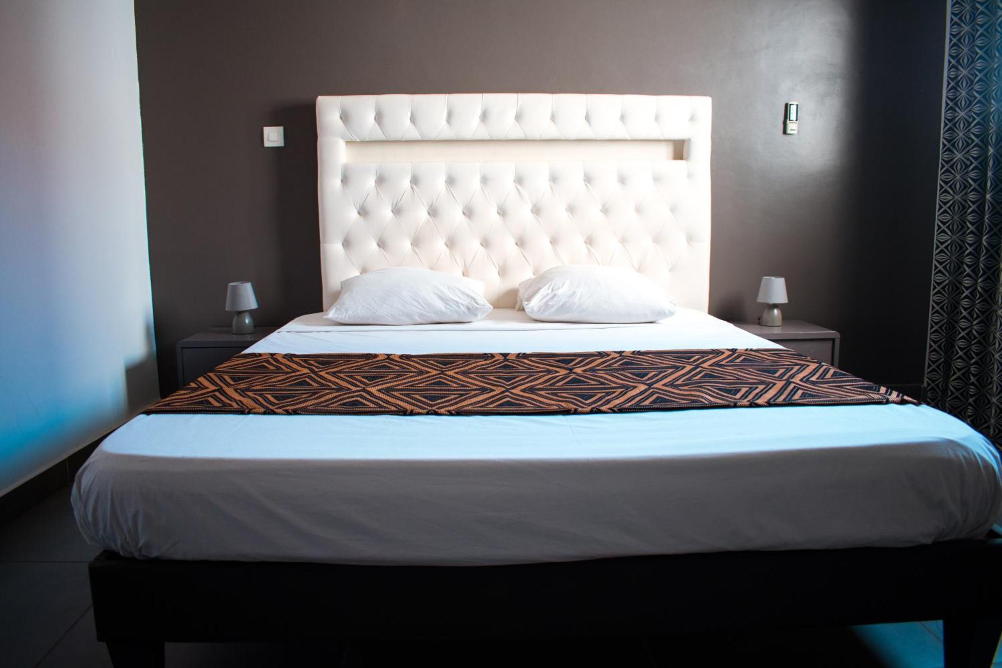 Le First Concept Apartment Dakar Luaran gambar